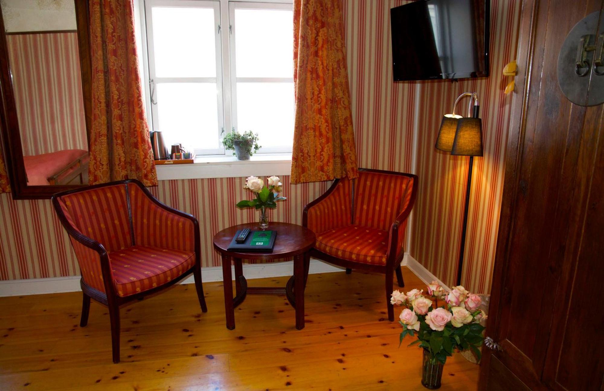 Aero Hotel 3*